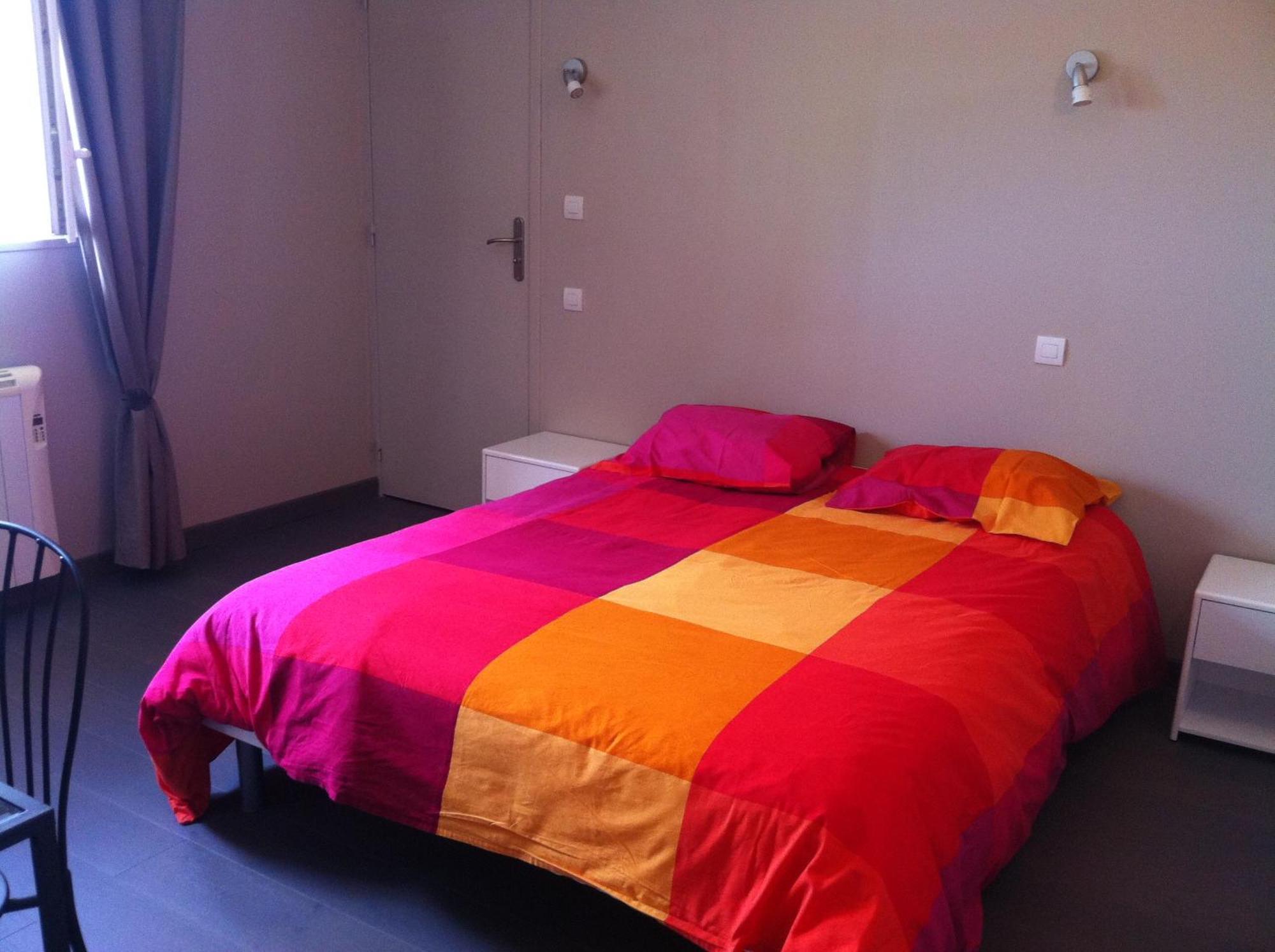 Appartement Les Amandiers à Draguignan Extérieur photo
